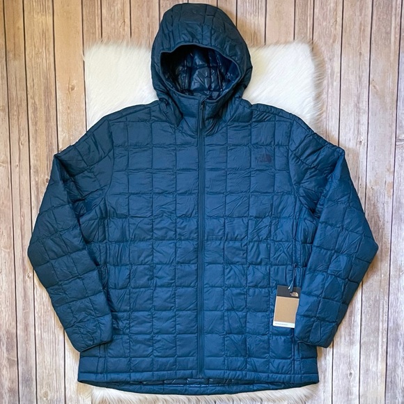 The North Face Men’s ThermoBall Eco Hoodie Jacket - Picture 2 of 9